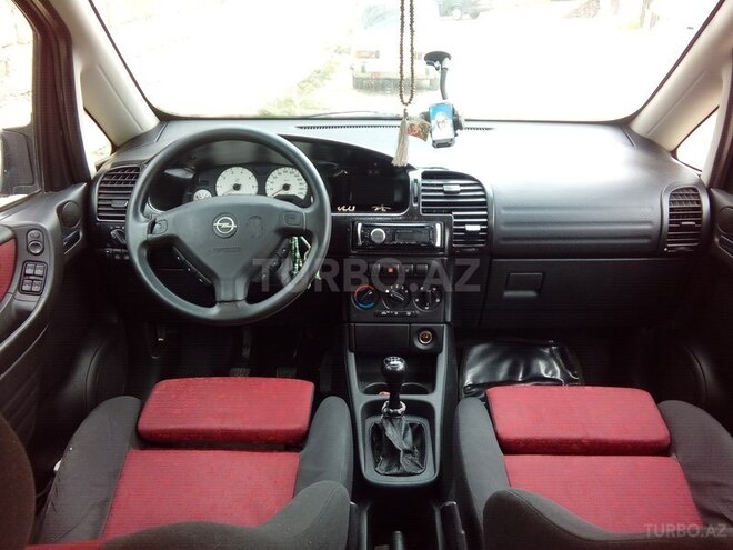 Opel Zafira 1999, 286,000 km - 1.8 л - Bakı