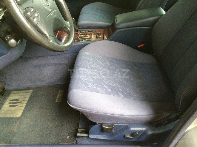 Mercedes C 200 1999, 256,700 km - 2.0 l - Bakı