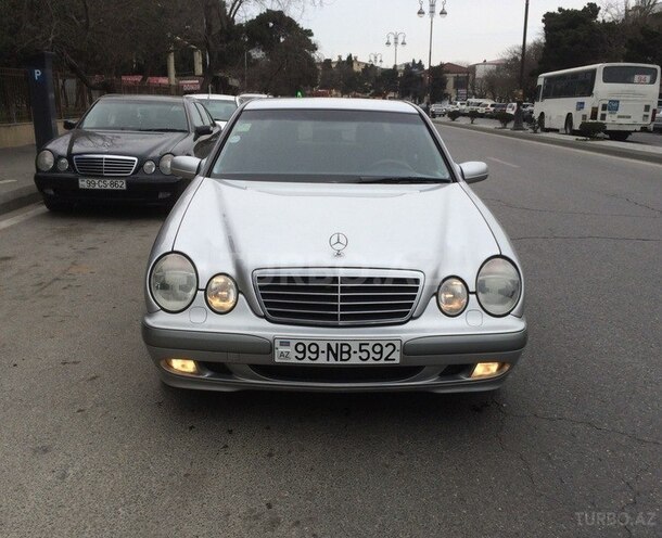 Mercedes C 200 1999, 256,700 km - 2.0 l - Bakı