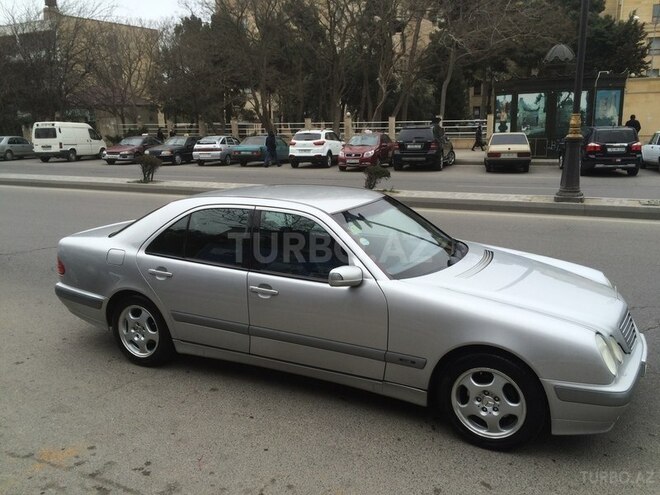 Mercedes C 200 1999, 256,700 km - 2.0 l - Bakı
