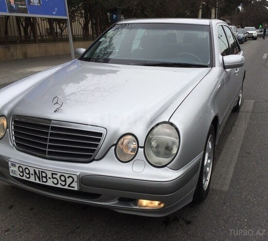 Mercedes C 200 1999, 256,700 km - 2.0 l - Bakı