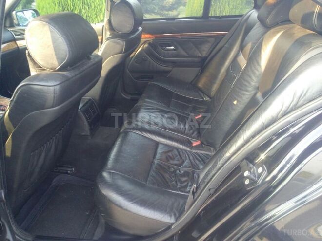 BMW 523 1998, 374,000 km - 2.5 l - Qax