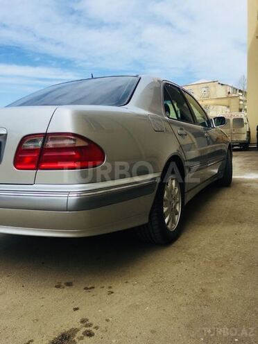 Mercedes E 280 1999, 410,000 km - 2.8 l - Gəncə