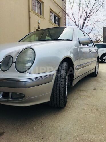 Mercedes E 280 1999, 410,000 km - 2.8 l - Gəncə