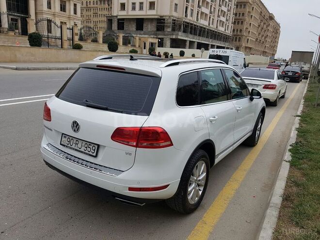 Volkswagen Touareg 2012, 198,000 km - 3.6 l - Bakı