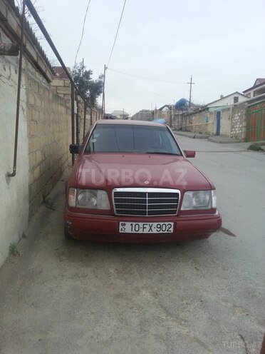 Mercedes E 220 1993, 355,555 km - 2.2 l - Bakı