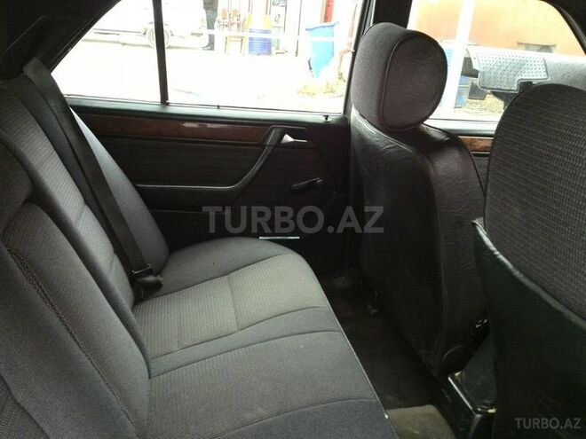 Mercedes E 230 1990, 230,000 km - 2.3 л - Şirvan