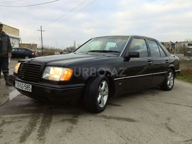 Mercedes E 230 1990, 230,000 km - 2.3 л - Şirvan