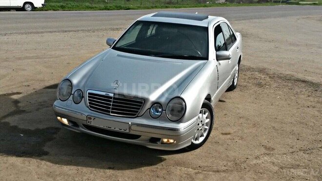 Mercedes E 280 2001, 288,888 km - 2.8 l - Bakı