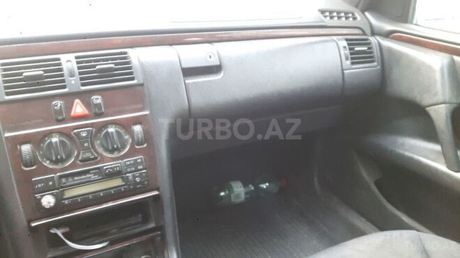 Mercedes E 200 1998, 149,000 km - 2.0 l - Tovuz
