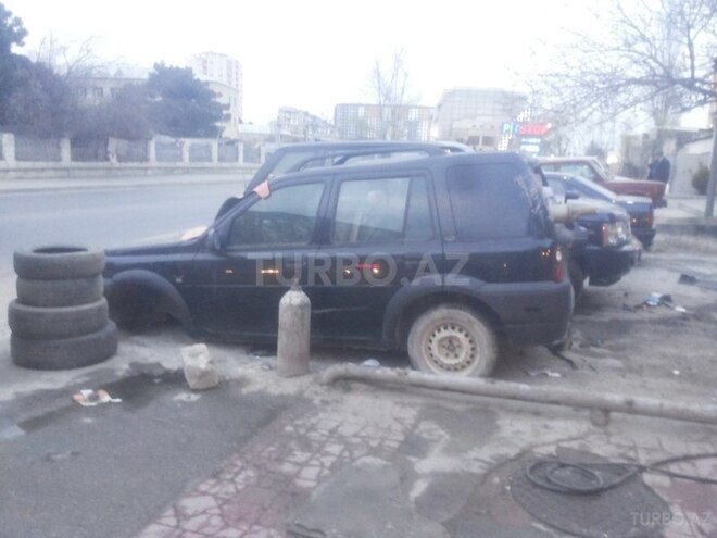 Land Rover Freelander 2002, 4,327 km - 2.5 l - Bakı