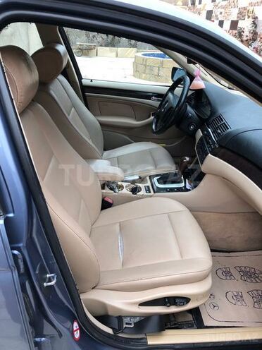 BMW 325 2002, 330,000 km - 2.5 l - Bakı