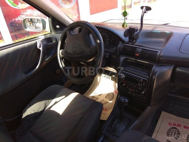 Opel Astra 1997, 278,000 km - 1.6 л - Bakı