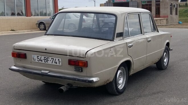 LADA (VAZ) 21013 1982, 325,000 km - 1.3 l - Şirvan