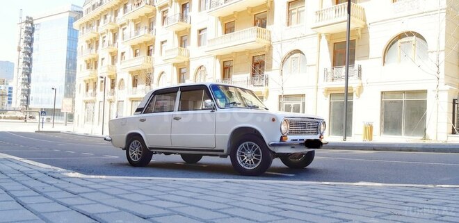 LADA (VAZ) 21011 1977, 313,258 km - 1.3 l - Bakı