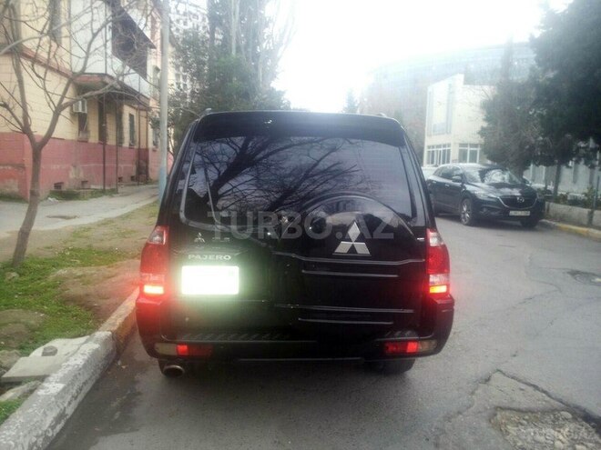 Mitsubishi Pajero 2004, 270,000 km - 3.0 л - Bakı