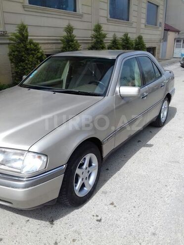 Mercedes C 200 1995, 236,000 km - 2.0 l - Bakı