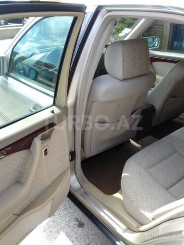 Mercedes C 200 1995, 236,000 km - 2.0 l - Bakı