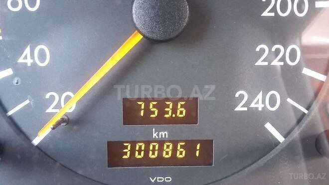 Mercedes C 200 1995, 300,000 km - 2.0 l - Sumqayıt