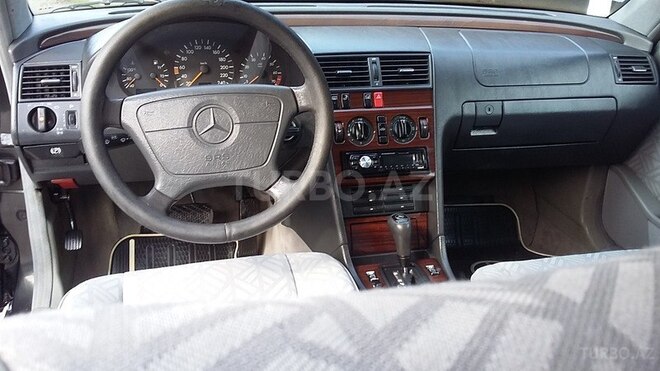 Mercedes C 200 1995, 300,000 km - 2.0 l - Sumqayıt