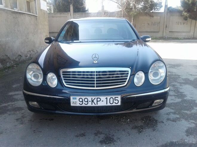 Mercedes E 220 2004, 200,000 km - 2.2 l - Bakı