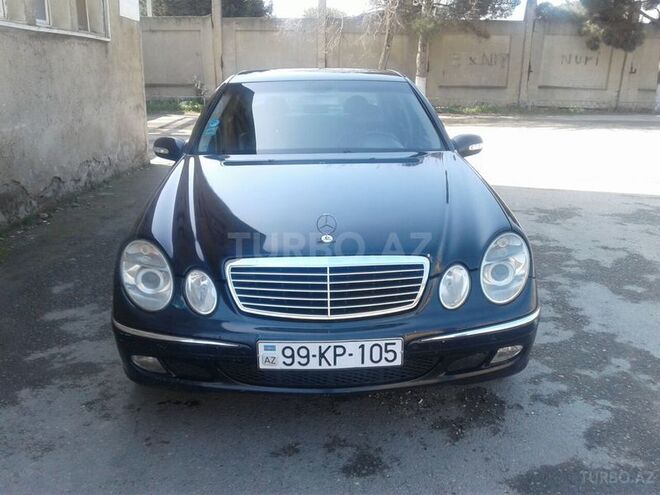 Mercedes E 220 2004, 200,000 km - 2.2 l - Bakı