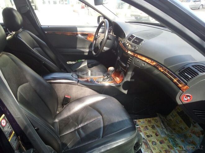 Mercedes E 220 2004, 200,000 km - 2.2 l - Bakı