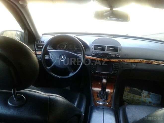 Mercedes E 220 2004, 200,000 km - 2.2 l - Bakı