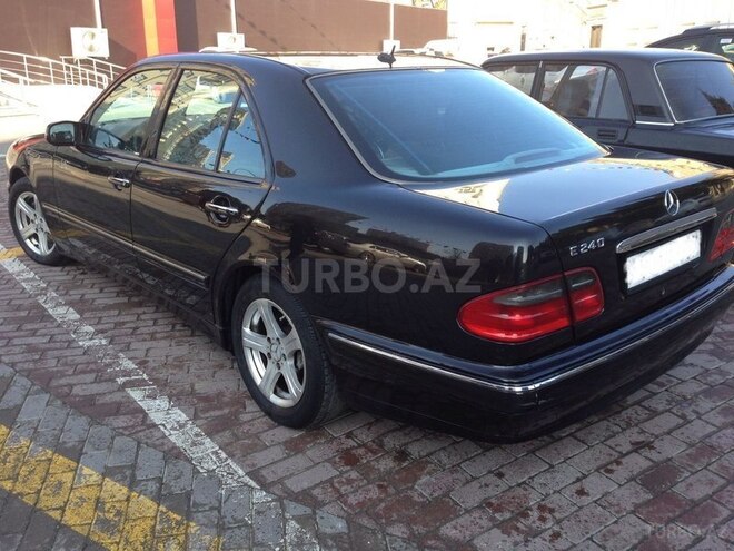 Mercedes E 240 2000, 165,000 km - 2.6 l - Bakı