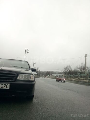 Mercedes C 220 1998, 331,152 km - 0.2 л - Qəbələ