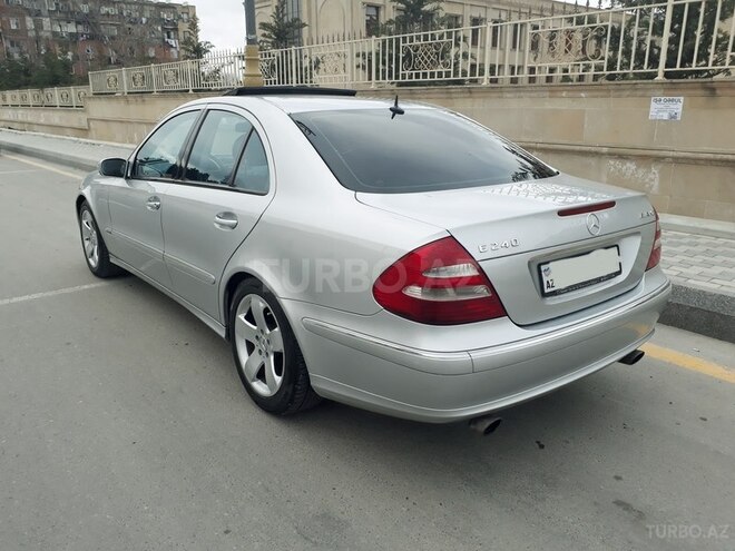 Mercedes E 240 2002, 261,000 km - 2.6 l - Bakı