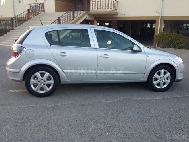 Opel Vectra 2005, 210,000 km - 1.8 l - Bakı