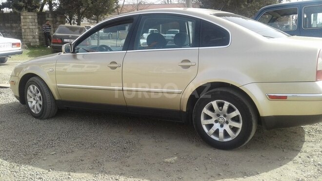 Volkswagen Passat 2001, 190,000 km - 2.8 l - Bakı