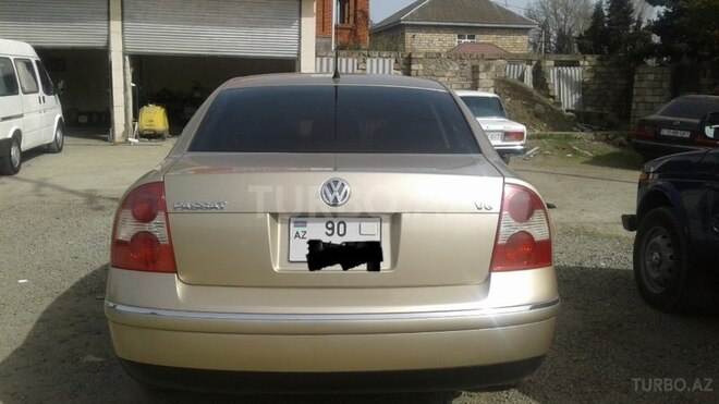 Volkswagen Passat 2001, 190,000 km - 2.8 l - Bakı