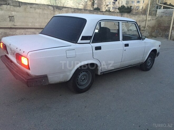 LADA (VAZ) 2107 2006, 173,000 km - 1.6 l - Bakı
