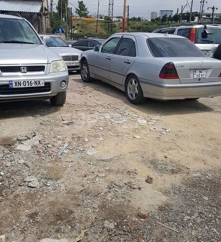 Mercedes C 230 1999, 280,000 km - 2.3 л - Bakı