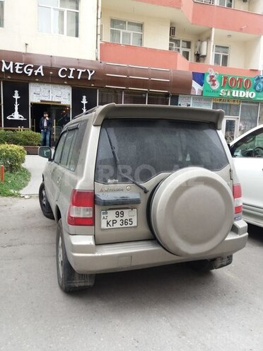 Mitsubishi Pajero io 1999, 240,000 km - 0.2 l - Bakı