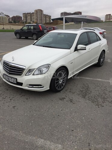 Mercedes E 220 2011, 184,000 km - 2.2 l - Bakı
