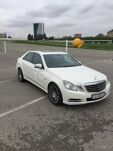 Mercedes E 220 2011, 184,000 km - 2.2 l - Bakı