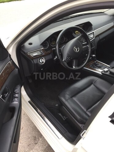 Mercedes E 220 2011, 184,000 km - 2.2 l - Bakı