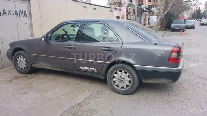 Mercedes C 250 1996, 500,000 km - 2.5 l - Bakı