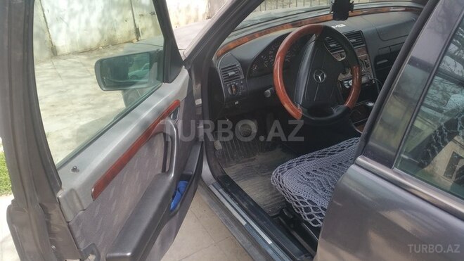 Mercedes C 250 1996, 500,000 km - 2.5 l - Bakı