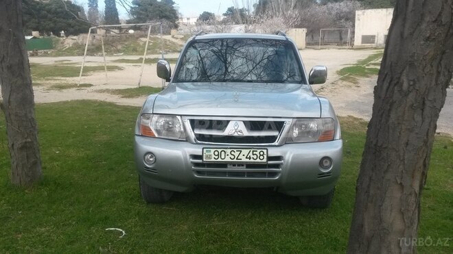Mitsubishi Pajero 2005, 310,000 km - 3.5 l - Bakı