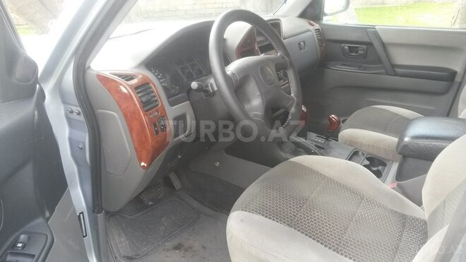 Mitsubishi Pajero 2005, 310,000 km - 3.5 l - Bakı