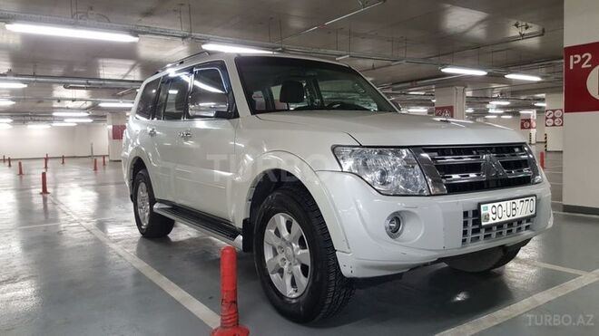 Mitsubishi Pajero 2013, 129,000 km - 3.5 l - Bakı