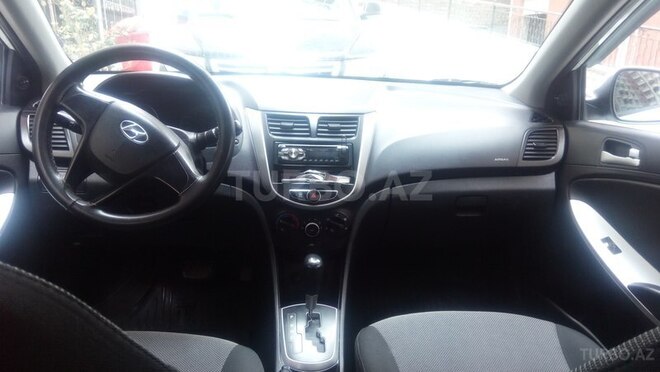 Hyundai Accent 2011, 117,000 km - 1.4 л - Bakı