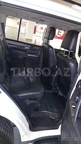 Mitsubishi Pajero 2013, 129,000 km - 3.5 l - Bakı