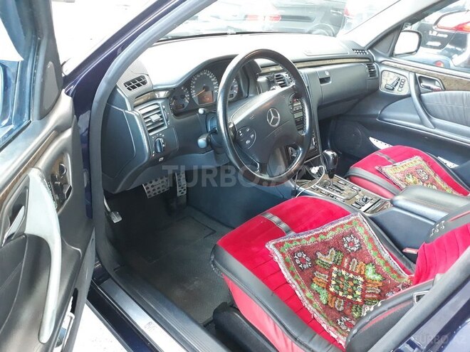 Mercedes E 240 2000, 252,000 km - 2.6 l - Bakı