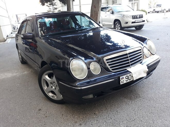 Mercedes E 240 2000, 252,000 km - 2.6 l - Bakı