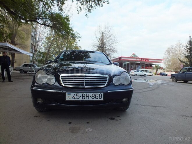 Mercedes C 240 2000, 282,671 km - 2.6 л - Mingəçevir